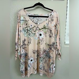 Avenue Pale Pink Floral Blouse size 26/28